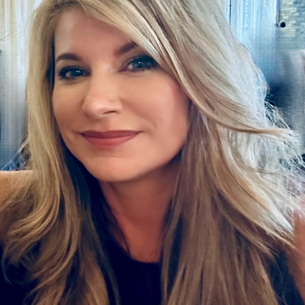 Meet your Posher, Dana